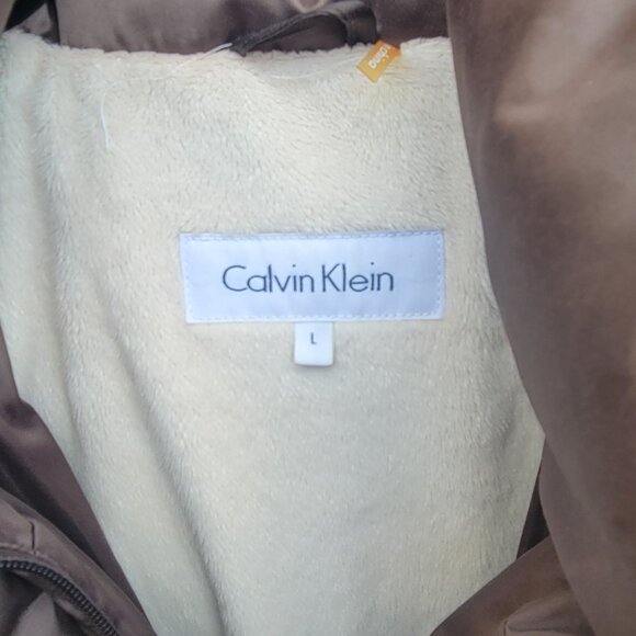 Calvin Klein Woman's Puffer Coat - Picture 4 of 6